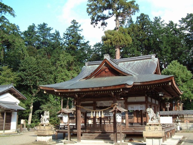 老蘇の森　奥石神社