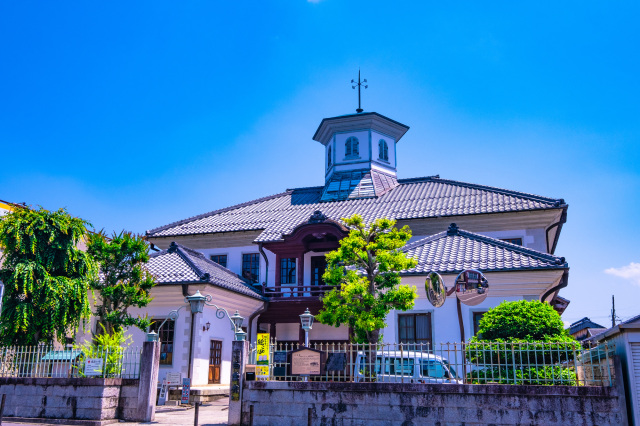 白雲館(観光案内所)